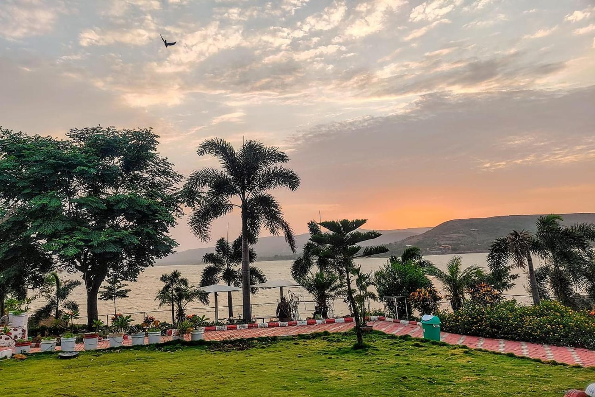 Sunshine Resort Pune Dış mekan fotoğraf